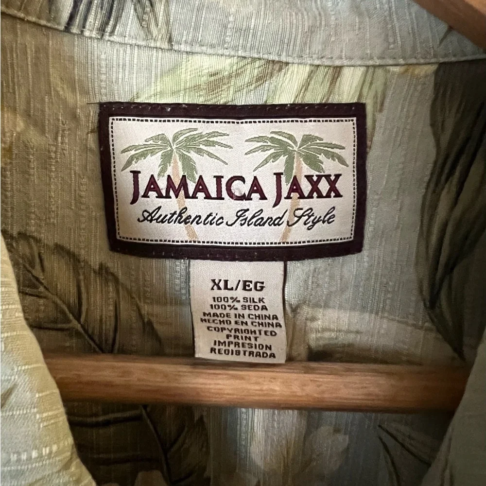 Jamaica Jaxx 100% Silk Hawaiian Bamboo Tropical Floral Short Sleeve Shirt